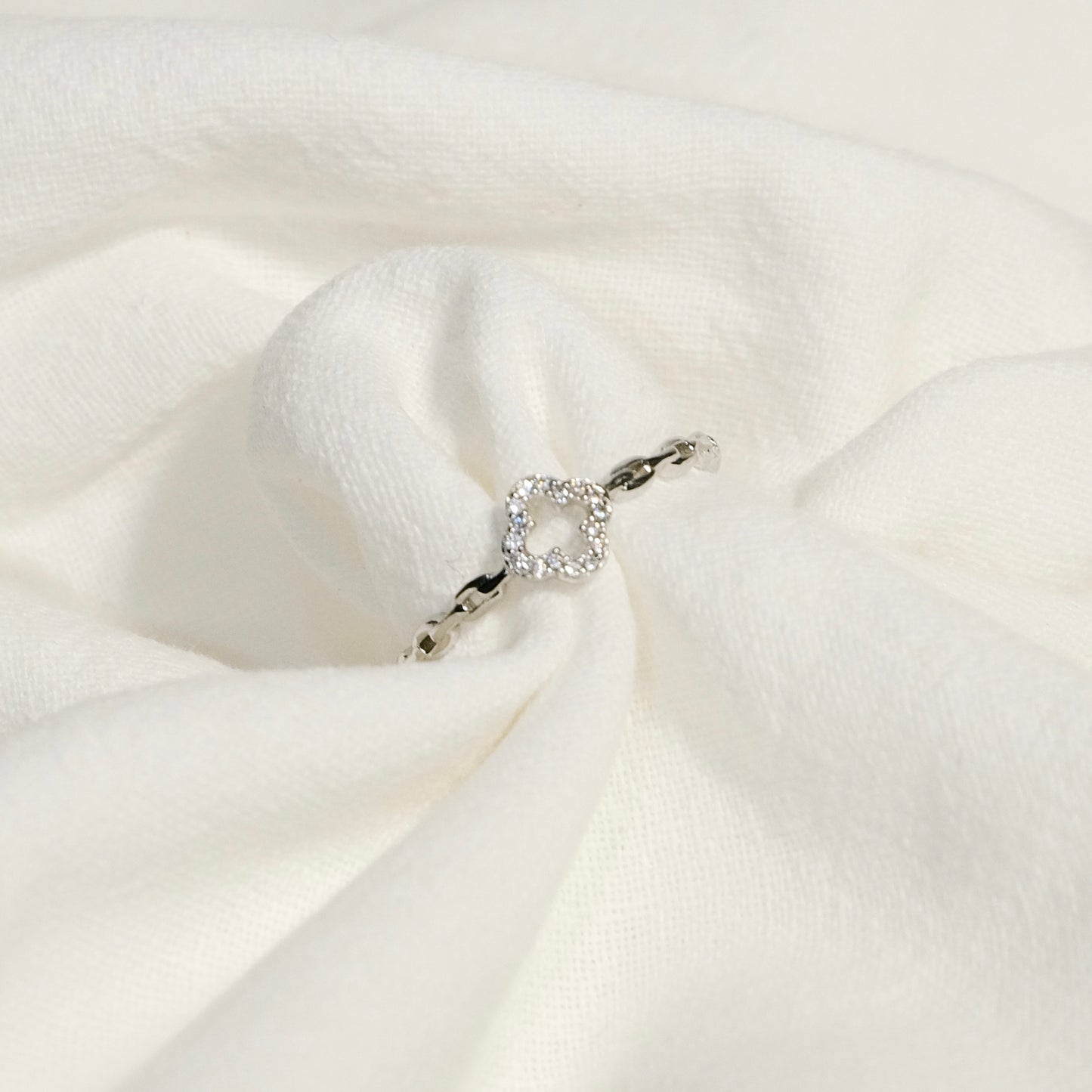 Caelie Clover Adjustable Ring