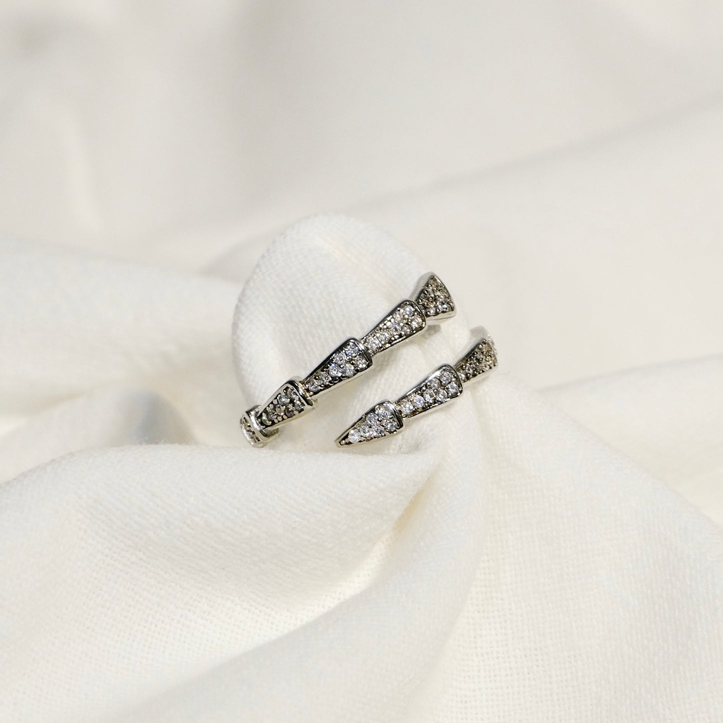Regine Adjustable Ring