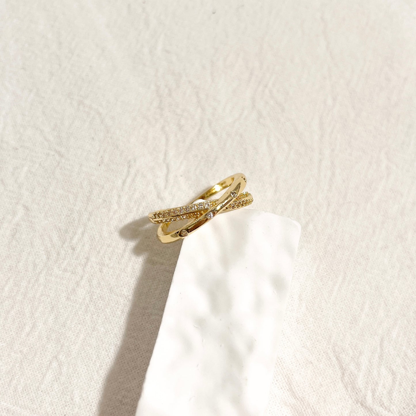 Amelia Ring