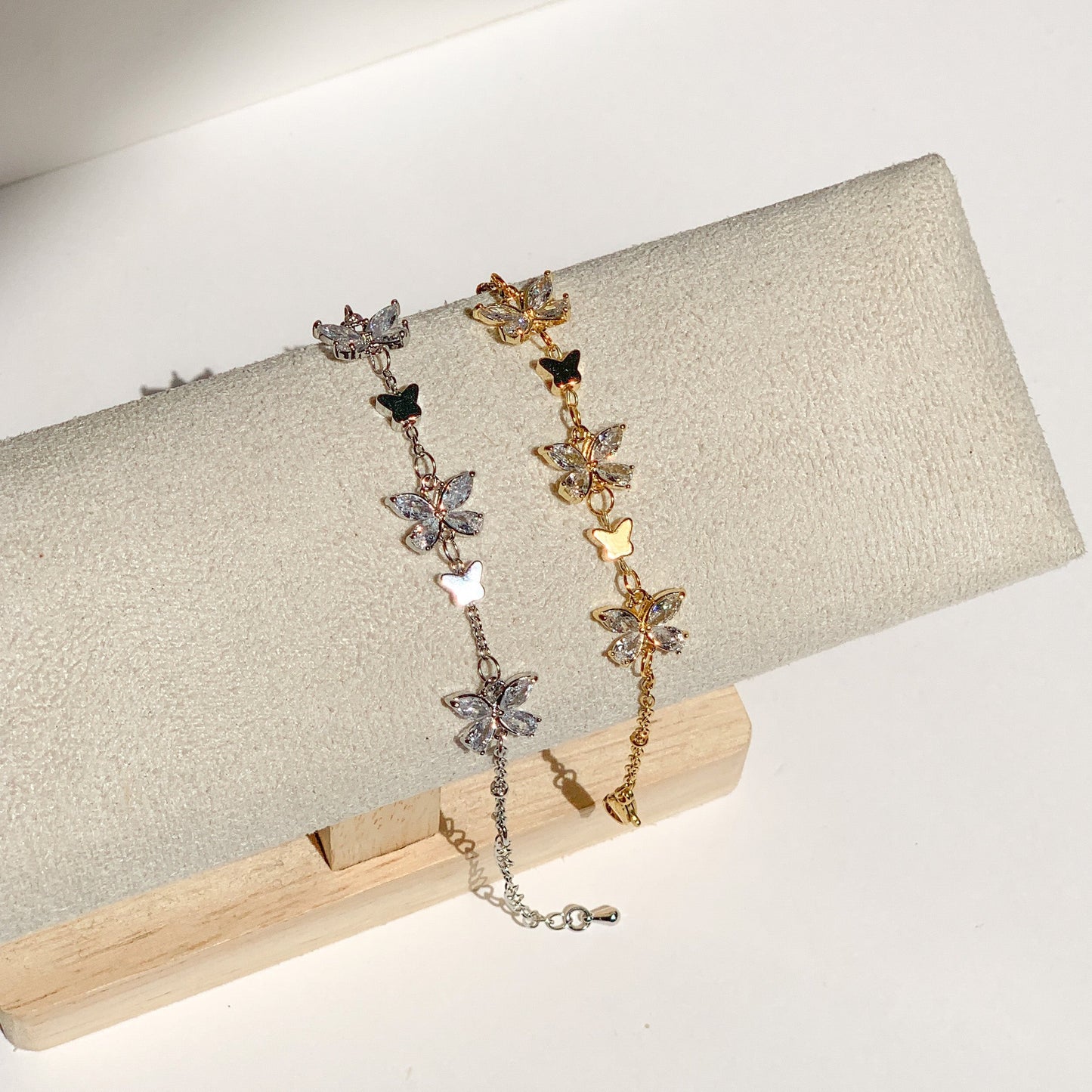 Flutter By Bracelet