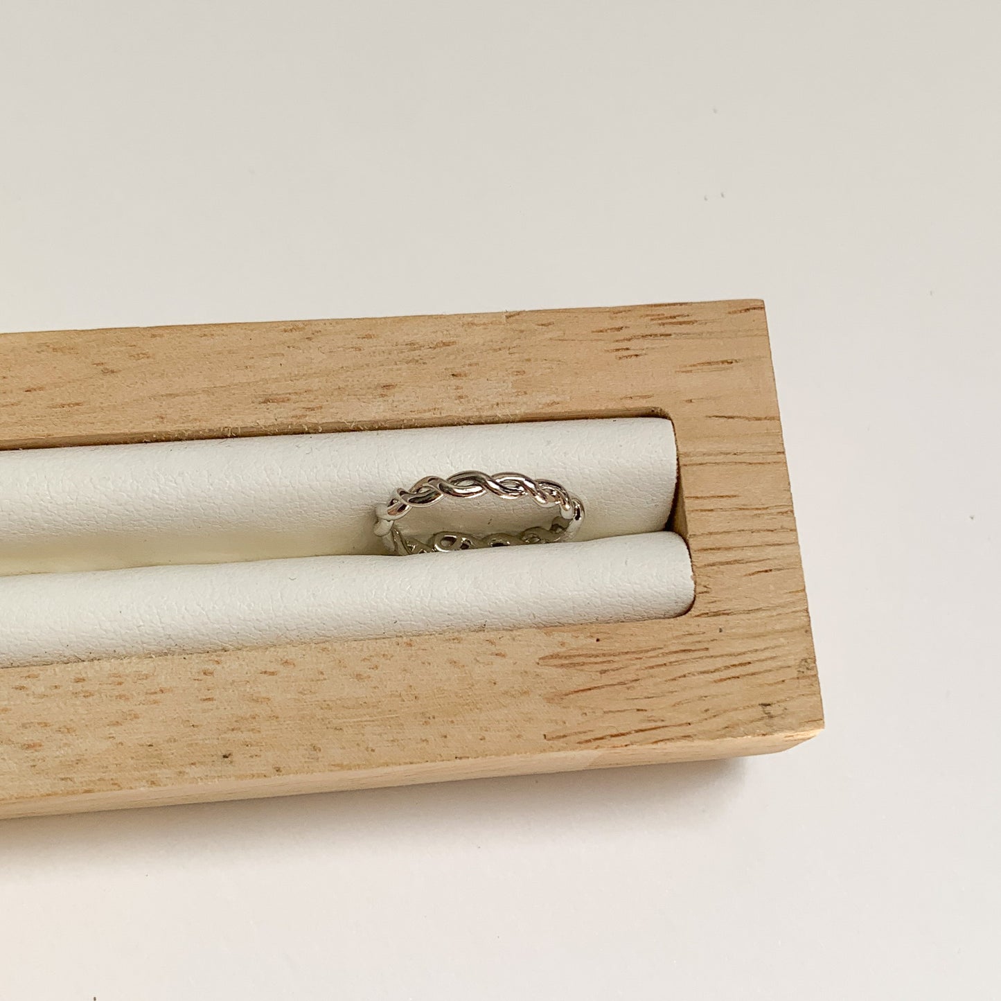 Alva Ring