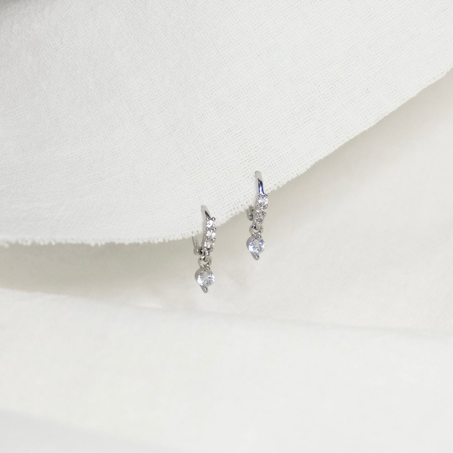 Elsie Mini Dainty Hoop