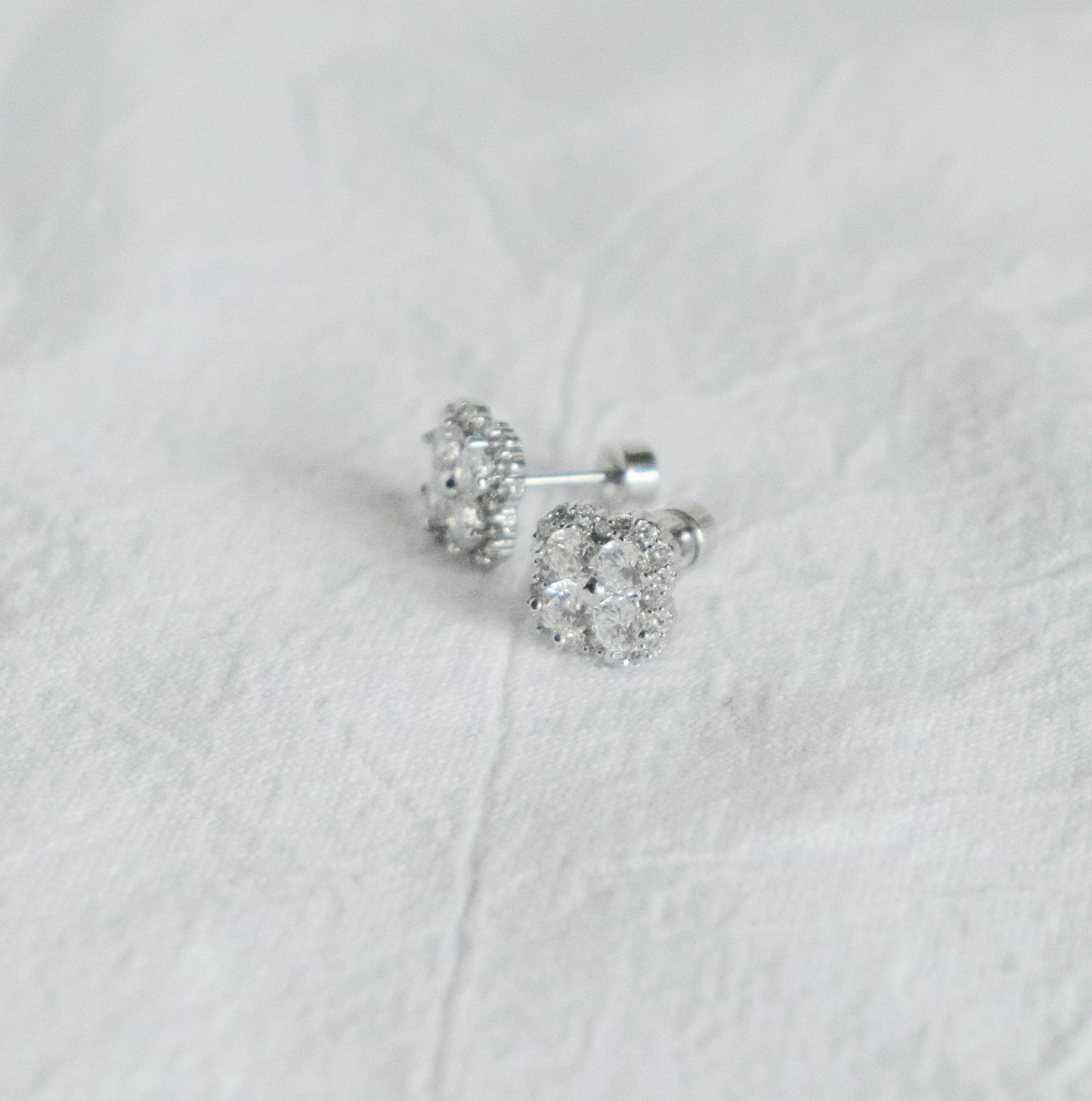 Clovia Clover Stud Earrings