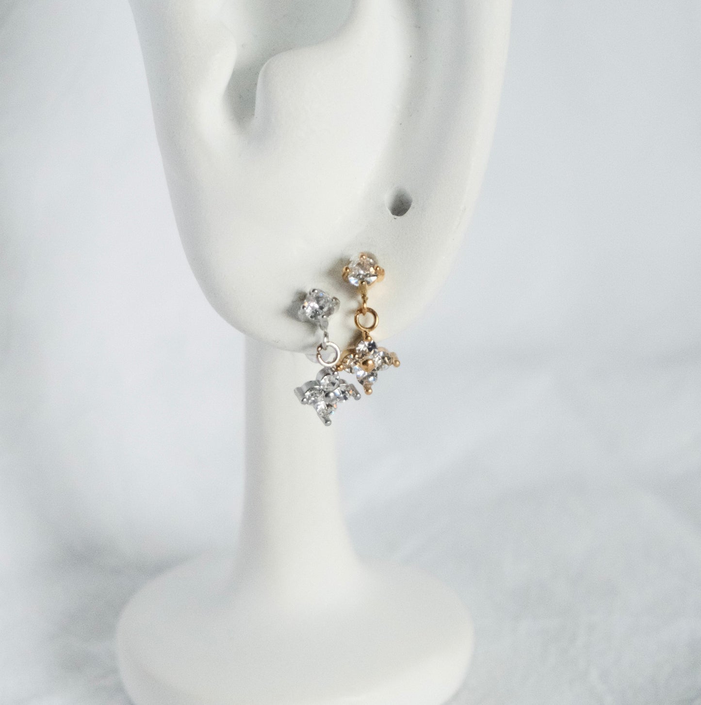 Elarise Clover Stud Earrings