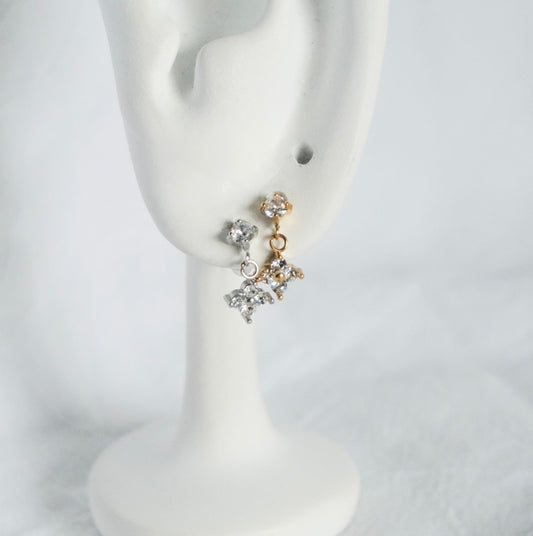 Elarise Clover Stud Earrings